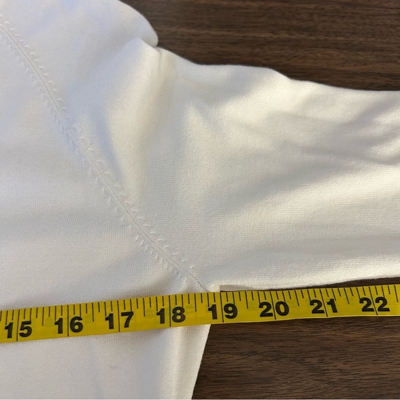 Divine Logic Keyhole Front Sweater L - Picture 6 of 8